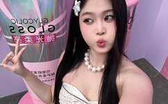 小东西几天不见喷到处都是水